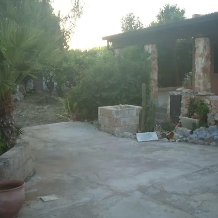 Villetta Luigi Holiday home *